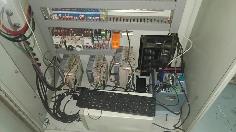 VSD control panel wiring